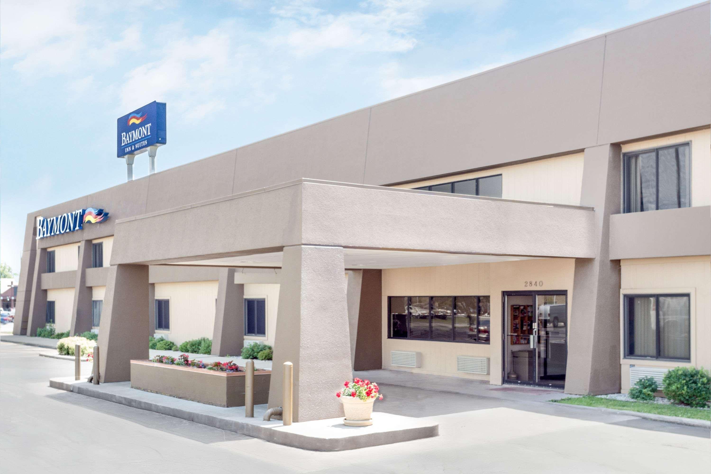 Baymont By Wyndham Green Bay Exterior foto
